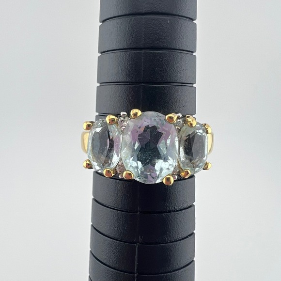 Jewelry - Vintage Gold Tone Three Stone Oval Cut Cocktail Ring Size 8 about 7.75 Costume